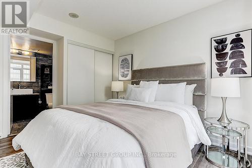 1206 - 15 Iceboat Terrace, Toronto, ON - Indoor Photo Showing Bedroom