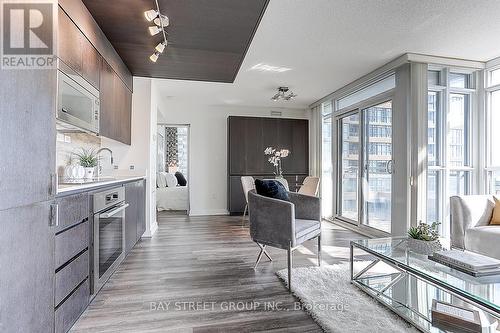 1206 - 15 Iceboat Terrace, Toronto, ON - Indoor