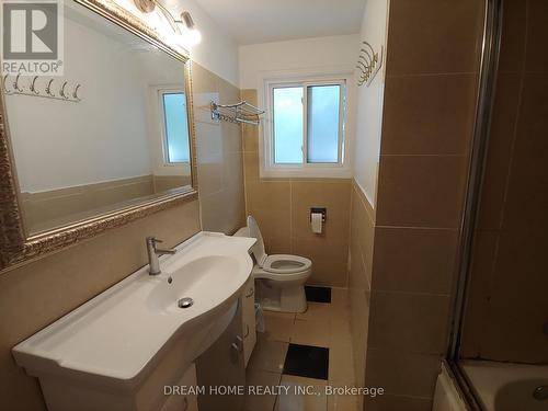 2 Axsmith Crescent, Toronto (Don Valley Village), ON - Indoor Photo Showing Bathroom