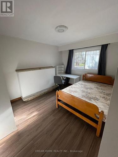 2 Axsmith Crescent, Toronto (Don Valley Village), ON - Indoor Photo Showing Bedroom