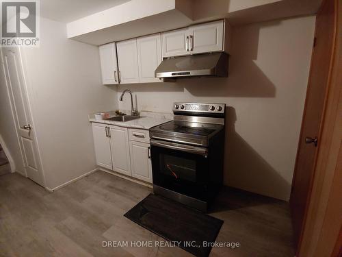 2 Axsmith Crescent, Toronto (Don Valley Village), ON - Indoor Photo Showing Kitchen