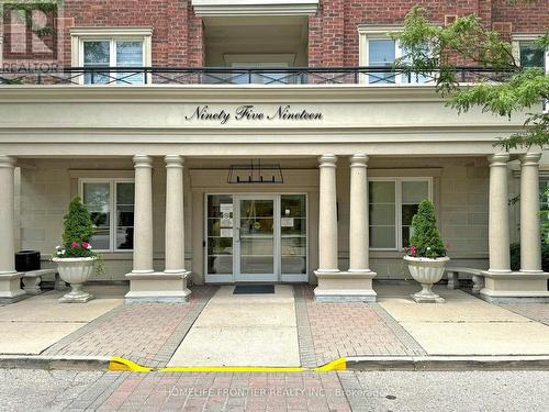 305 - 9519 Keele Street, Vaughan (Maple), ON - Outdoor With Balcony With Facade