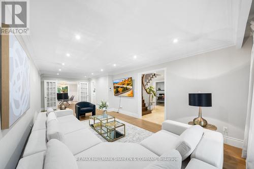 2174 Burbank Drive, Mississauga (Erin Mills), ON - Indoor Photo Showing Dining Room