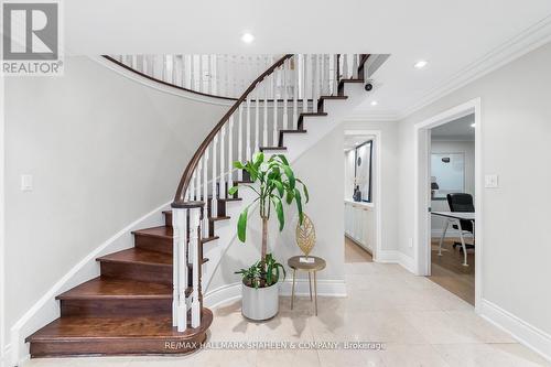 2174 Burbank Drive, Mississauga (Erin Mills), ON - Indoor Photo Showing Living Room