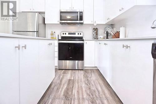 42 - 110 Fergus Avenue, Kitchener, ON - Indoor Photo Showing Kitchen