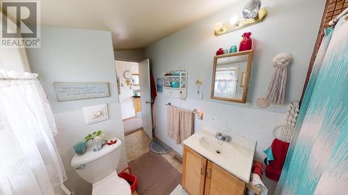 1721 13Th  Avenue, Invermere, BC - Indoor Photo Showing Bathroom