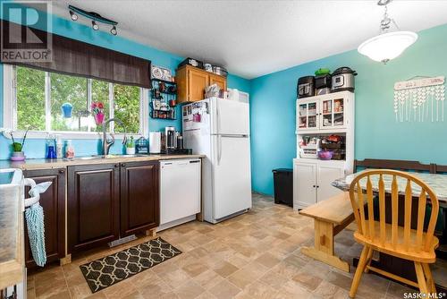 419 Palliser Street, Regina, SK - Indoor Photo Showing Kitchen