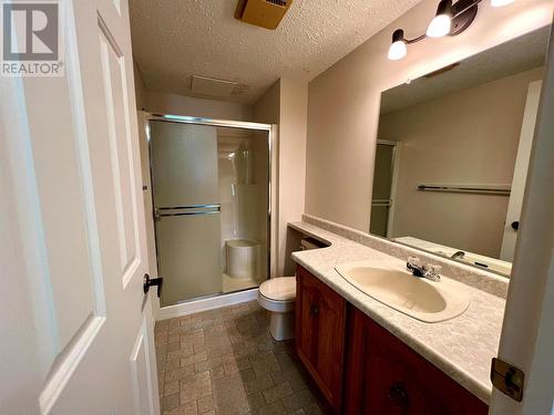 1801 32 Street Unit# 202, Vernon, BC - Indoor Photo Showing Bathroom