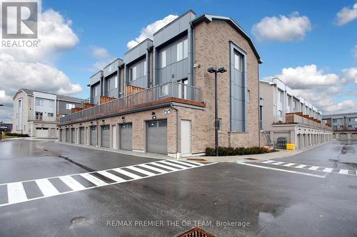 305 - 1525 Kingston Road, Pickering (Town Centre), ON 