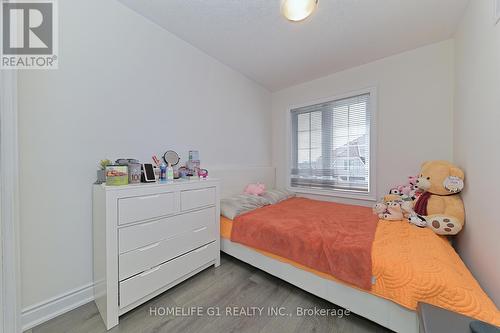 14 - 2607 Magdalen Path W, Oshawa (Windfields), ON - Indoor Photo Showing Bedroom