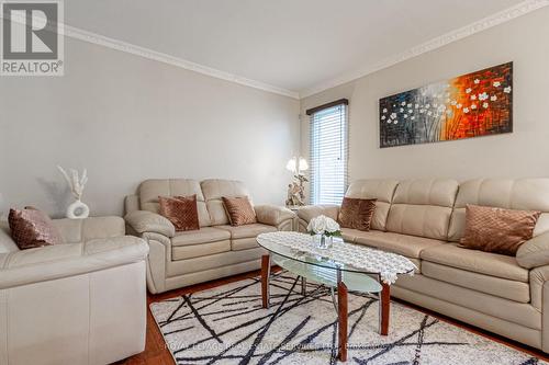 1536 Kirkrow Crescent, Mississauga (East Credit), ON - Indoor Photo Showing Living Room