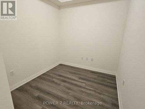 920 - 9000 Jane Street, Vaughan (Vellore Village), ON - Indoor Photo Showing Other Room