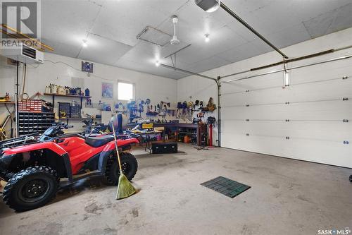 402 Aspen Place, Paddockwood Rm No. 520, SK - Indoor Photo Showing Garage