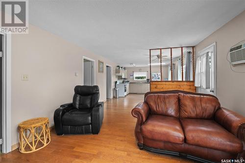 402 Aspen Place, Paddockwood Rm No. 520, SK - Indoor Photo Showing Living Room