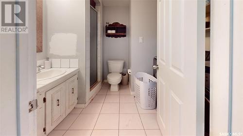 2827 Truesdale Drive, Regina, SK - Indoor Photo Showing Bathroom