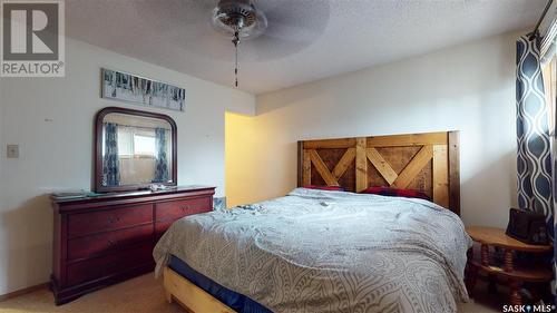 2827 Truesdale Drive, Regina, SK - Indoor Photo Showing Bedroom