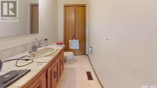 2827 Truesdale Drive, Regina, SK - Indoor Photo Showing Bathroom