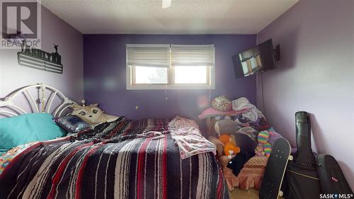 2827 Truesdale Drive, Regina, SK - Indoor Photo Showing Bedroom