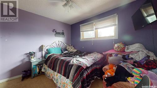 2827 Truesdale Drive, Regina, SK - Indoor Photo Showing Bedroom