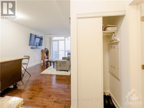 308 - 360 Cumberland Street, Ottawa, ON - Indoor Photo Showing Other Room