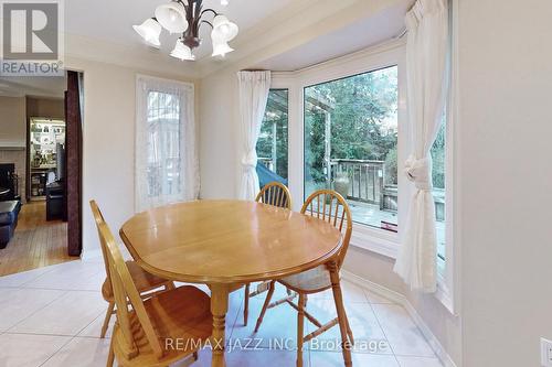 692 Avery Court, Oshawa (Pinecrest), ON - Indoor Photo Showing Dining Room