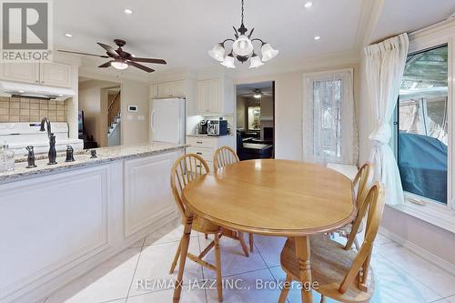 692 Avery Court, Oshawa (Pinecrest), ON - Indoor Photo Showing Dining Room