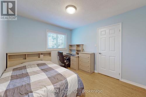 692 Avery Court, Oshawa (Pinecrest), ON - Indoor Photo Showing Bedroom