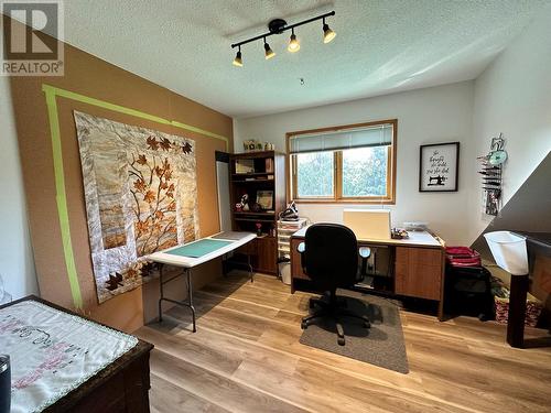 2327 Loiselle Subdivision, Dawson Creek, BC - Indoor Photo Showing Office