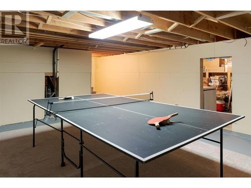 325 Yates Road, Kelowna, BC - Indoor Photo Showing Basement