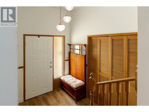 325 Yates Road, Kelowna, BC - Indoor Photo Showing Other Room