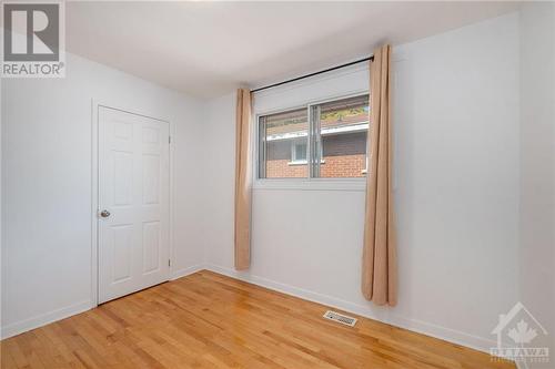 910 Watson Street, Ottawa, ON - Indoor Photo Showing Other Room