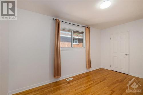 910 Watson Street, Ottawa, ON - Indoor Photo Showing Other Room