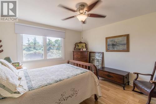 570 Macdonald Ave # 306, Sault Ste Marie, ON - Indoor Photo Showing Bedroom