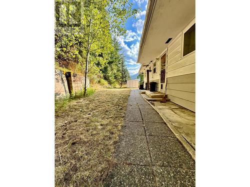 418 Dundee Avenue, Greenwood, BC - Outdoor