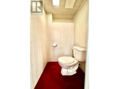 418 Dundee Avenue, Greenwood, BC - Indoor Photo Showing Bathroom