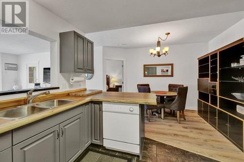 985 Klo Road Unit# 110 Lot# Lot 24, Kelowna, BC - Indoor Photo Showing Kitchen With Double Sink