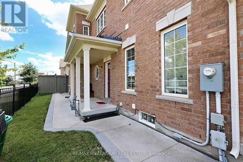 64 Lanark Circle, Brampton (Credit Valley), ON - Outdoor