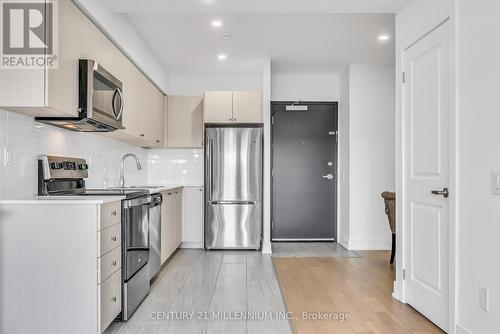 308 - 310 Broadway Avenue, Orangeville, ON - Indoor Photo Showing Kitchen With Stainless Steel Kitchen