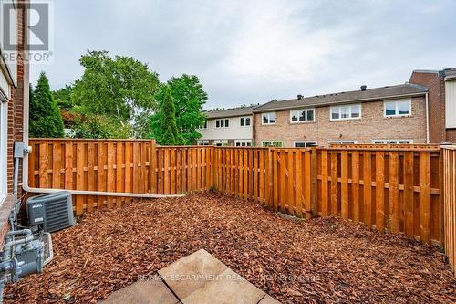 77 - 5219 Banting Court, Burlington (Appleby), ON - Outdoor With Exterior