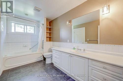 28 Goodman Road, Kawartha Lakes, ON - Indoor Photo Showing Bathroom