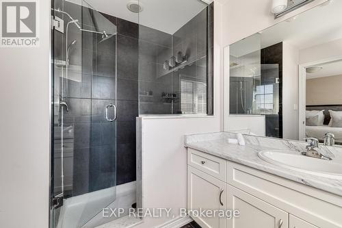 32 - 45 Royal Winter Drive, Hamilton (Binbrook), ON - Indoor Photo Showing Bathroom