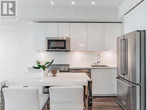 4907 - 30 Shore Breeze Drive, Toronto (Mimico), ON - Indoor Photo Showing Kitchen With Stainless Steel Kitchen With Upgraded Kitchen