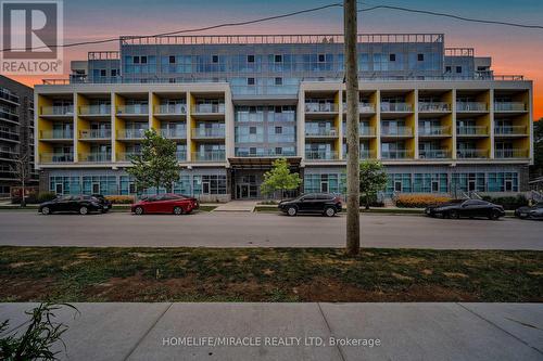 524 - 257 Hemlock Street, Waterloo, ON - Outdoor With Balcony With Facade