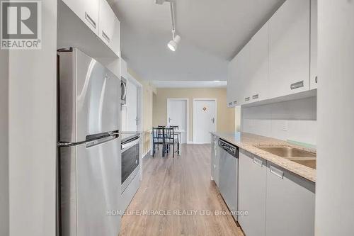 524 - 257 Hemlock Street, Waterloo, ON - Indoor Photo Showing Kitchen With Double Sink