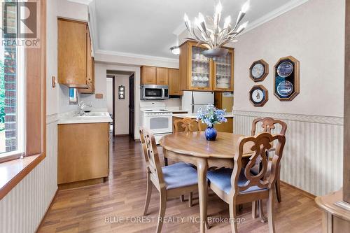 1026 Crumlin Side Road, London, ON - Indoor Photo Showing Dining Room