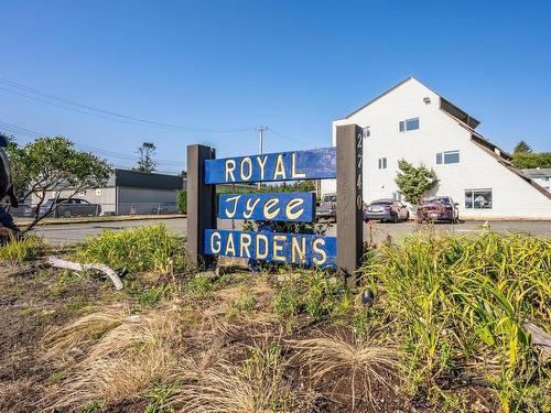 101-2740 Island Hwy South, Campbell River, BC - Outdoor