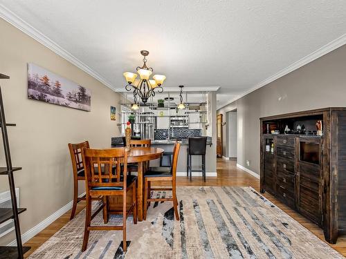 101-2740 Island Hwy South, Campbell River, BC - Indoor Photo Showing Dining Room