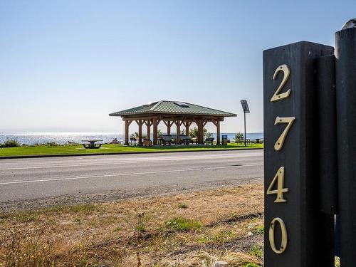 101-2740 Island Hwy South, Campbell River, BC - Outdoor