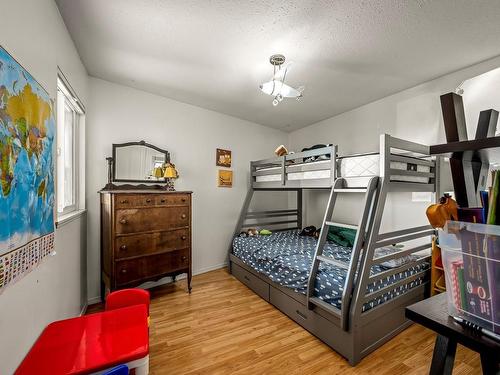 101-2740 Island Hwy South, Campbell River, BC - Indoor Photo Showing Bedroom