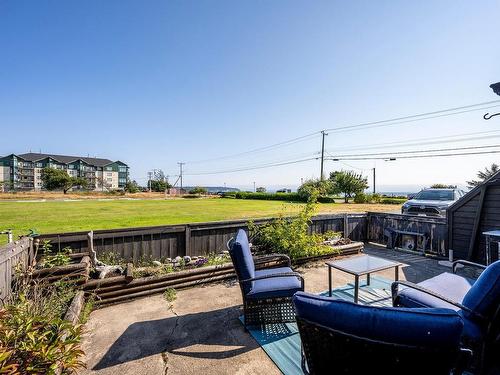 101-2740 Island Hwy South, Campbell River, BC - Outdoor With Deck Patio Veranda